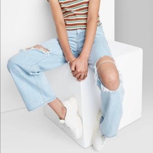 Women’s Super-High Rise Distressed Baggy Jeans